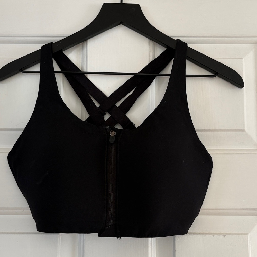 lululemon athletica Black Crisscross Back Sports Bra